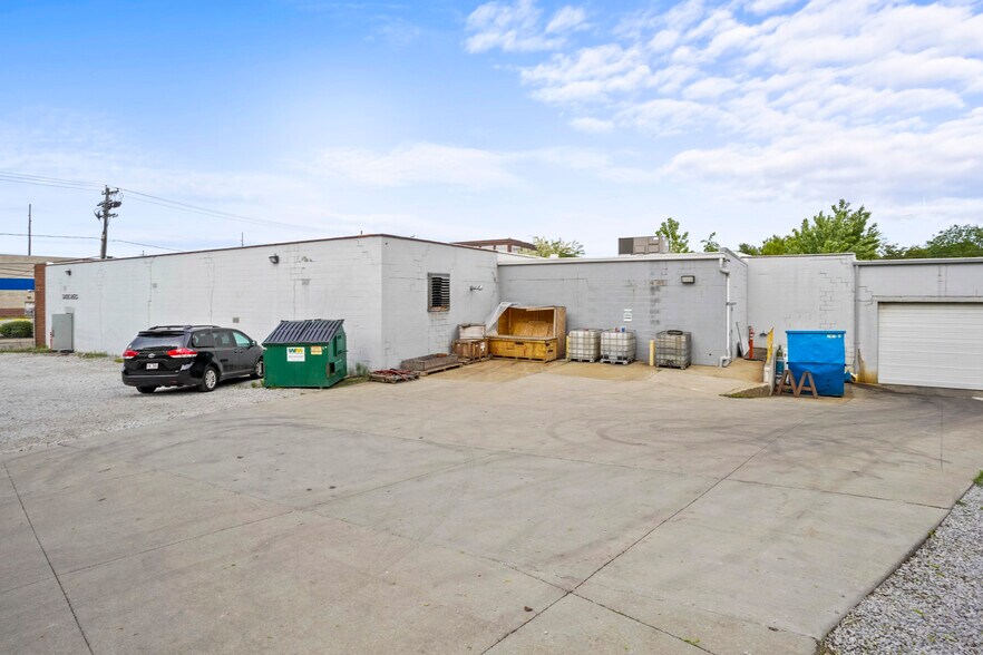 More Photos Of 96 E Miller Ave, Akron Manufacturing For Sale