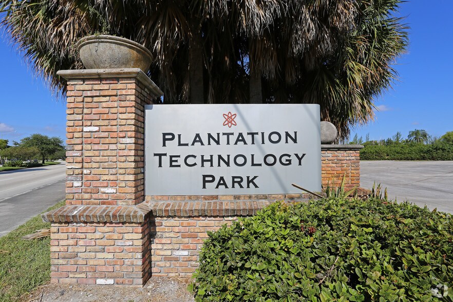 More Photos Of 1700 NW 66th Ave, Plantation Office For Lease