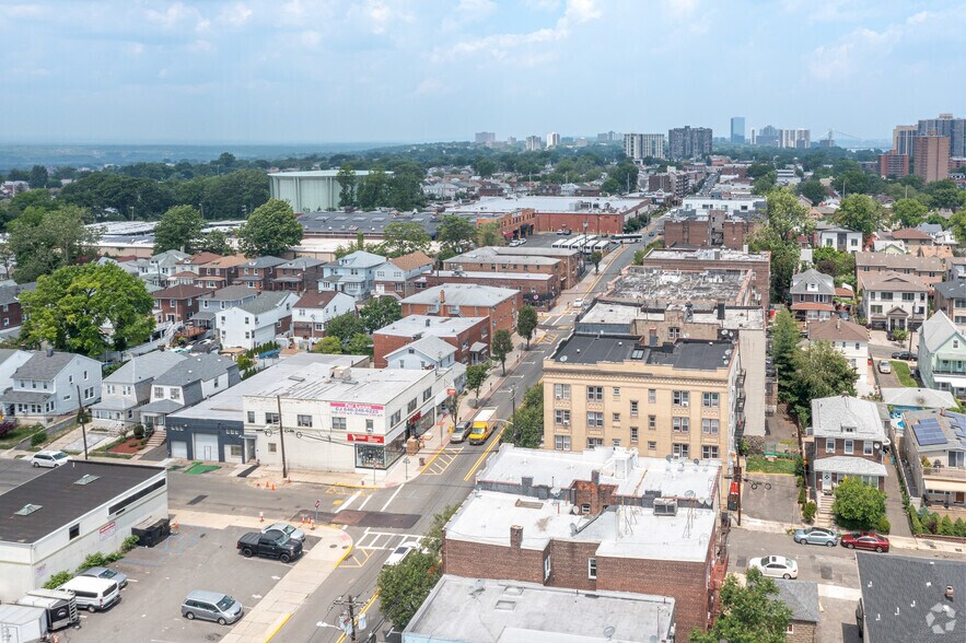 More Photos Of 359-375 Anderson Ave, Fairview Freestanding For Sale