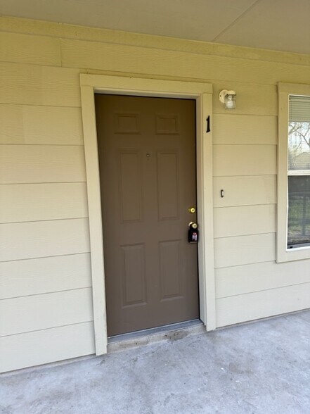 More Photos Of 926 Drury Ln, San Antonio Apartments For Sale