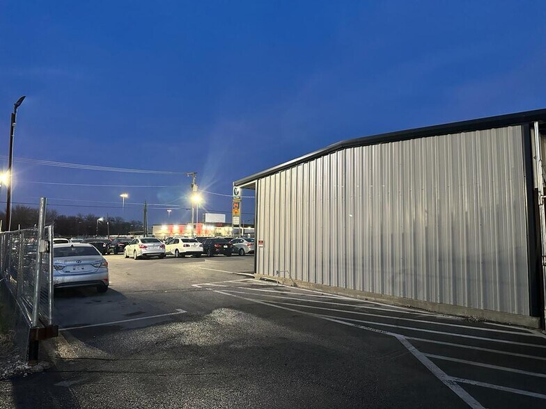 More Photos Of 5300 Mansfield Hwy, Fort Worth Auto Dealership For Lease