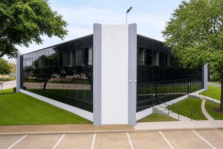 More Photos Of 4320 N Belt Line Rd, Irving Unknown For Lease