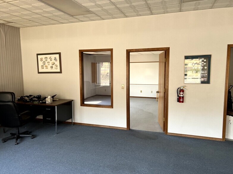 More Photos Of 1000 Washington St E, Vale Warehouse For Sale