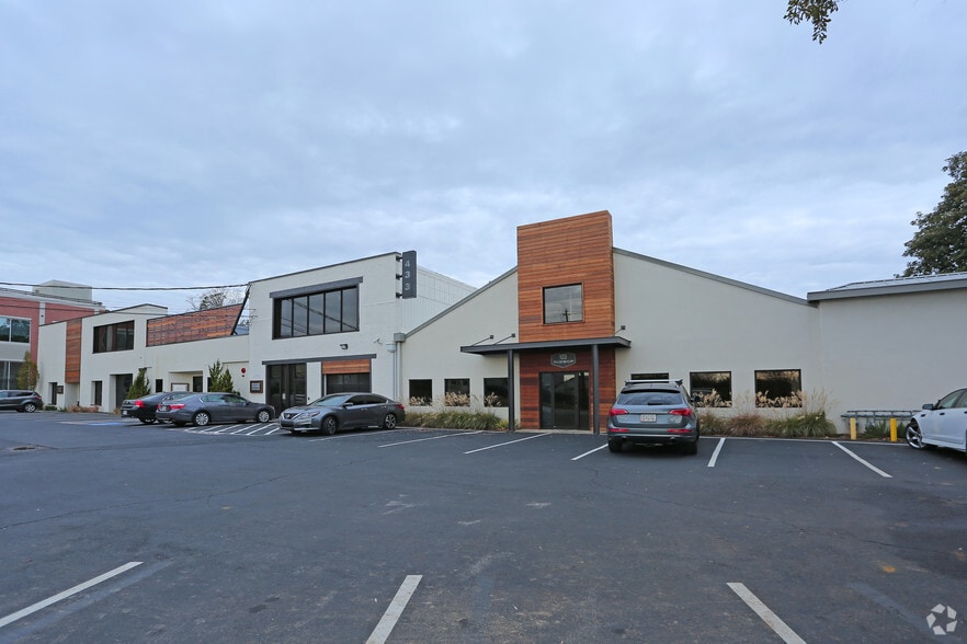 More Photos Of 433 Bishop St NW, Atlanta Loft Creative Space For Lease