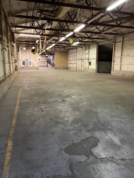 More Photos Of 4117 N Highway 61, Perryville Industrial For Sale