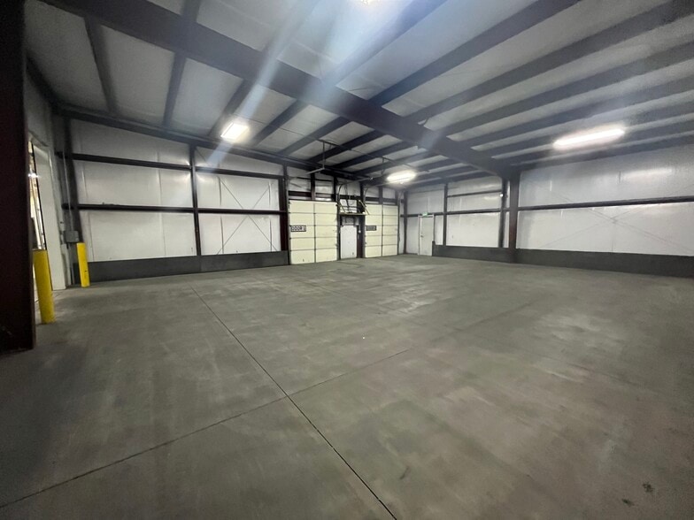 More Photos Of 1874 S Pioneer Rd, Salt Lake City Manufacturing For Sale