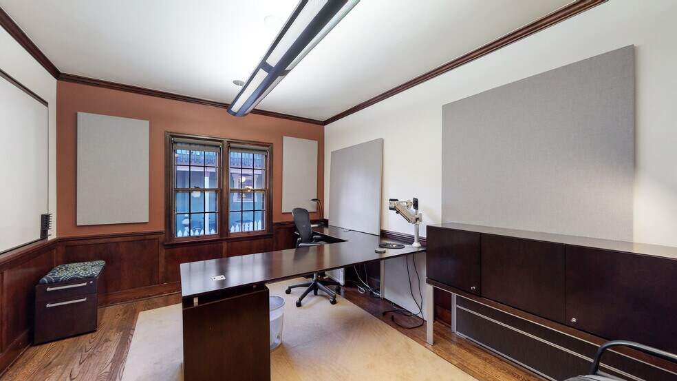 More Photos Of 416 W Oak St, Fort Collins Office For Sale