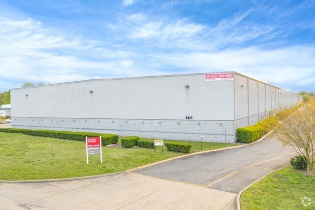 Primary Photo Of 713 Fenway Ave, Chesapeake Industrial For Sale