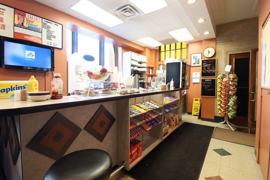 More Photos Of 116 E Berry St, Fort Wayne Office For Lease