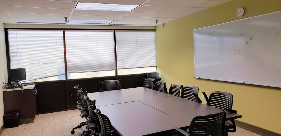 More Photos Of 231 SE Barrington Dr, Oak Harbor Medical For Lease