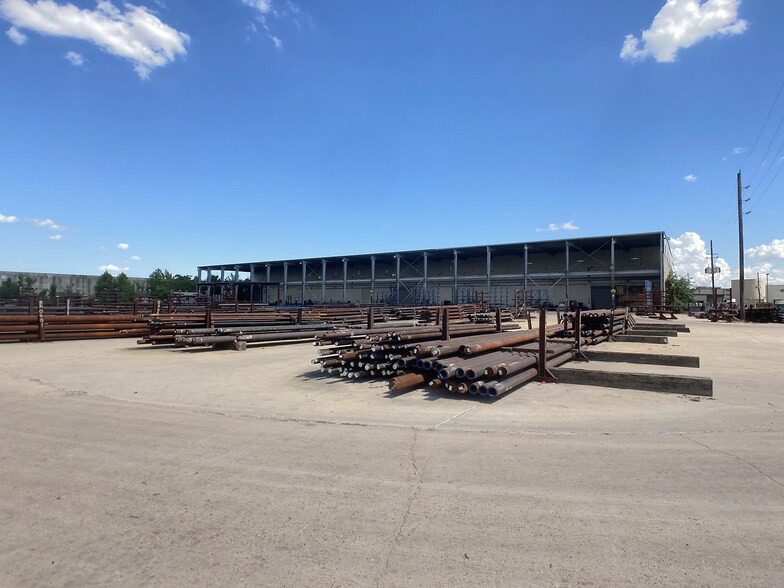 More Photos Of 9450 W Wingfoot Rd, Houston Manufacturing For Lease