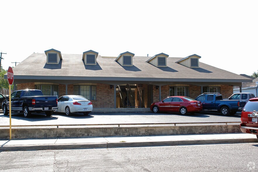 More Photos Of 6714 N New Braunfels Ave, San Antonio Office For Lease