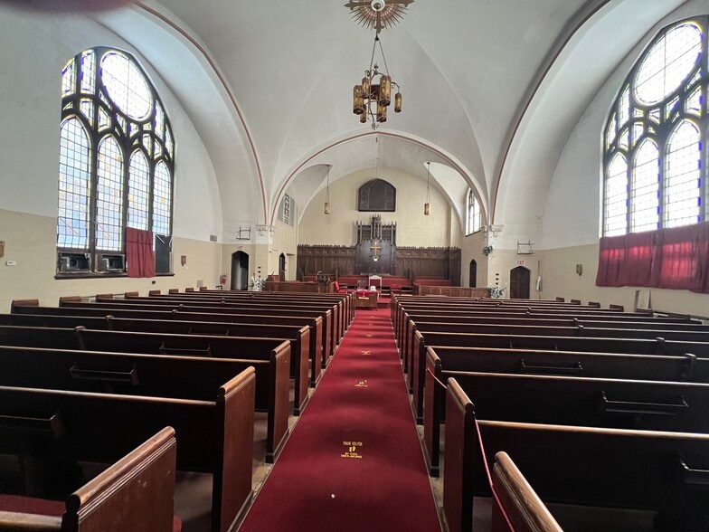 More Photos Of 9500 Stoepel St, Detroit Religious Facility For Sale
