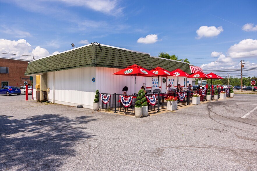 More Photos Of 500 W Patrick St, Frederick Freestanding For Sale