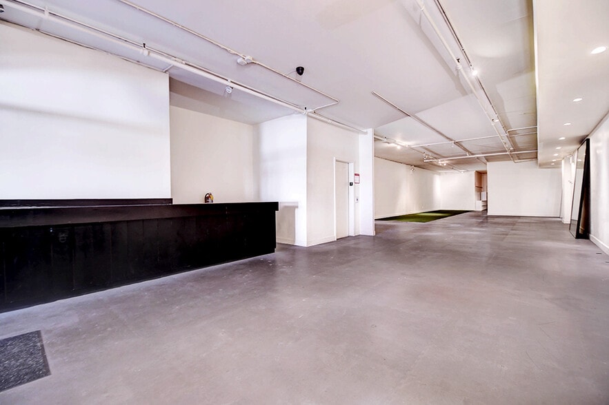 More Photos Of 6 Saint Marks Pl, New York Storefront For Sale