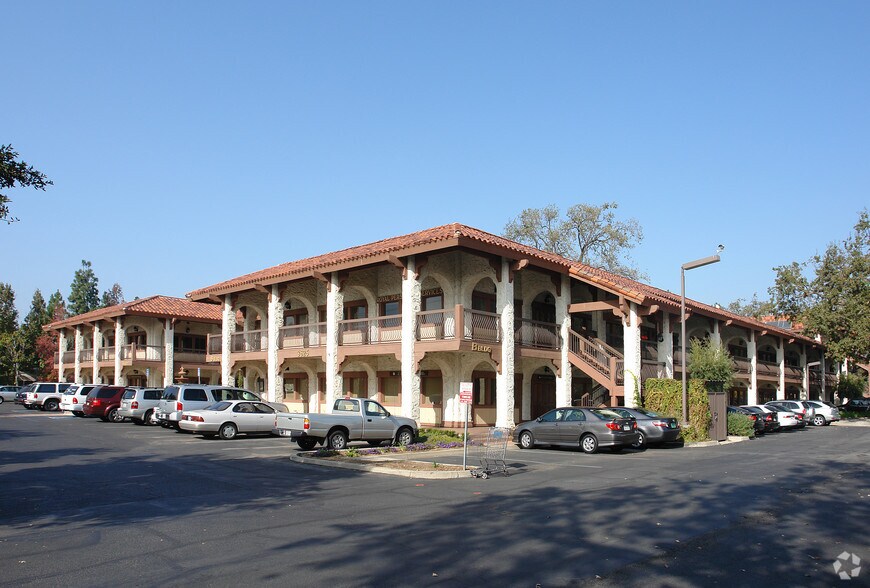 More Photos Of 3625 E Thousand Oaks Blvd, Westlake Village Office For Lease