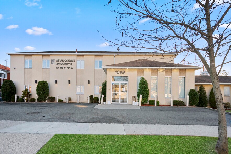 Primary Photo Of 1099 Targee St, Staten Island Medical For Sale