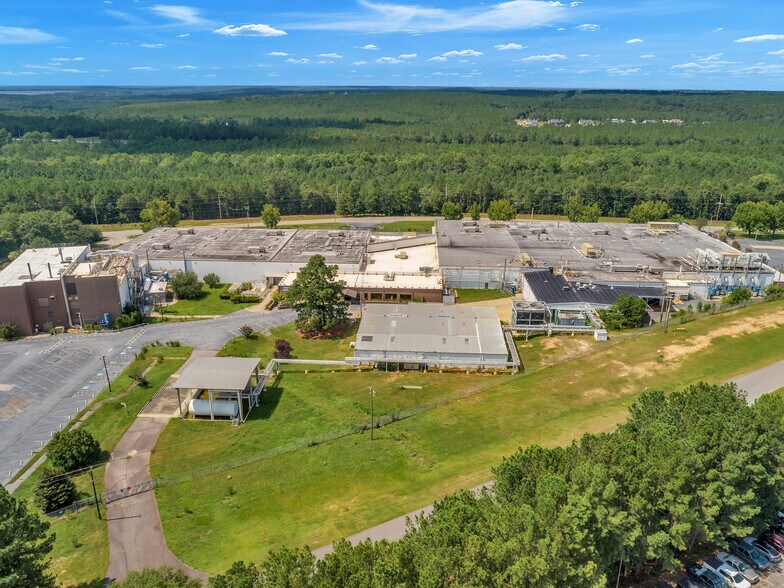 More Photos Of 65 Windham Blvd, Aiken Manufacturing For Sale