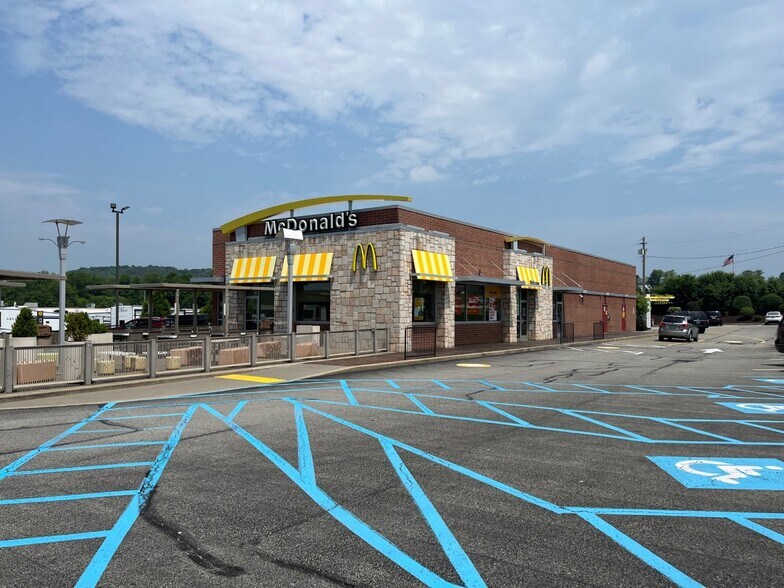 More Photos Of 451 Hyde Park Rd, Leechburg Unknown For Lease