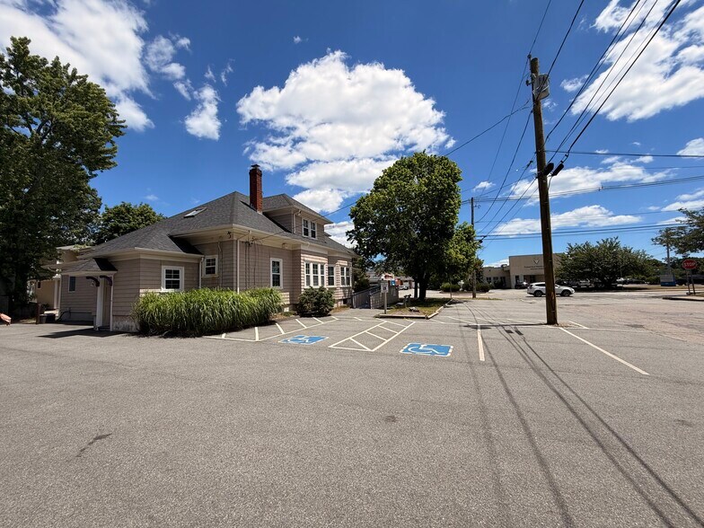 More Photos Of 2797 Post Rd, Warwick Office For Sale