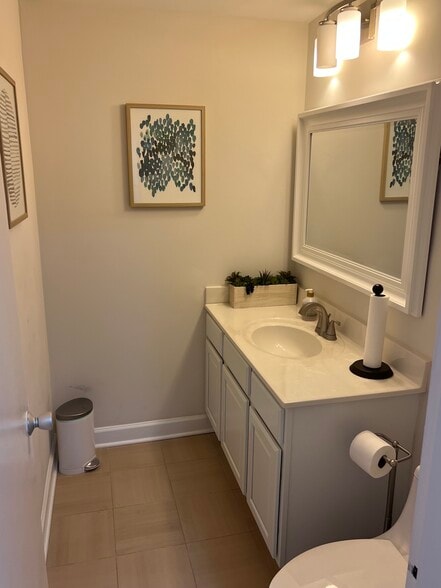 More Photos Of 5301 Westbard Cir, Bethesda Apartments For Sale