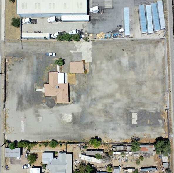 More Photos Of 14806-14814 Ceres Ave, Fontana Land For Lease