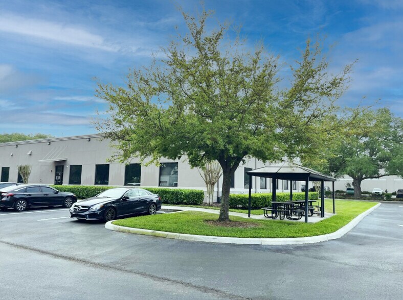 More Photos Of 330 E Crown Point Rd, Winter Garden Office For Sale