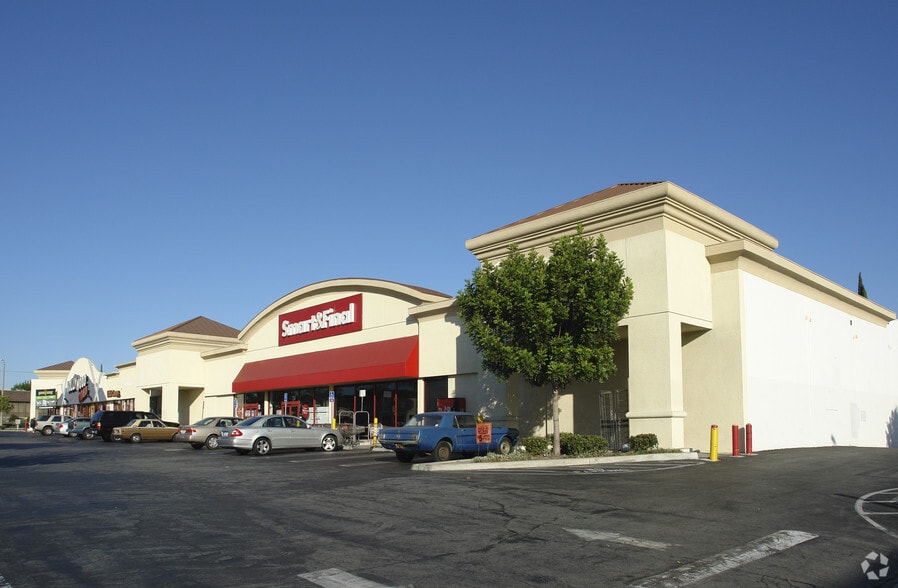 More Photos Of 701-725 E Main St, Alhambra General Retail For Lease