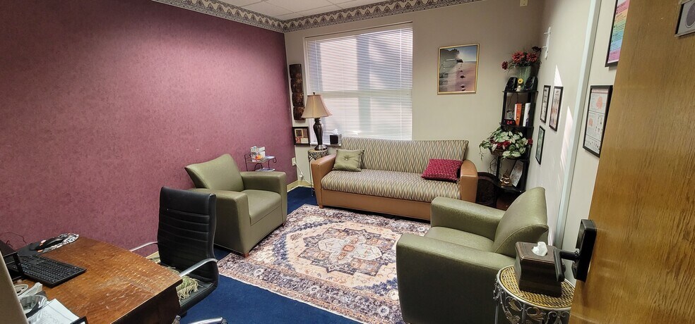 More Photos Of 6572 River Park Dr, Riverdale Coworking Space