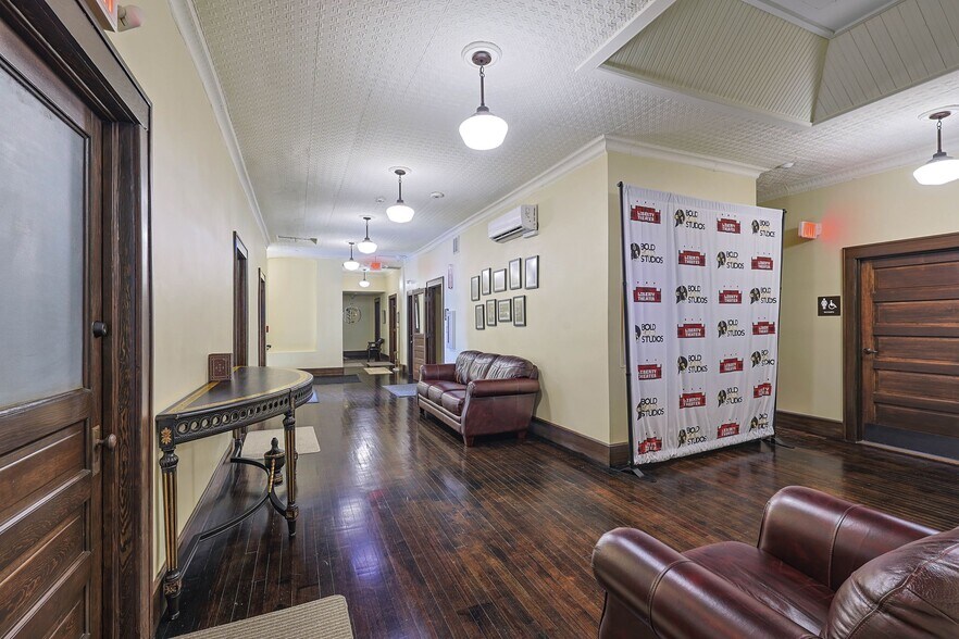 More Photos Of 31 S Main St, Liberty Sports And Entertainment For Sale
