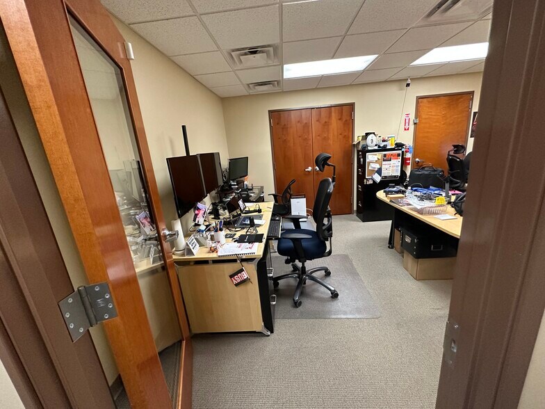 More Photos Of 3315 Berrywood Dr, Columbia Office For Sale