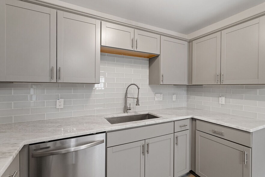 More Photos Of 1213 Freeman Dr, Sanford Apartments For Sale