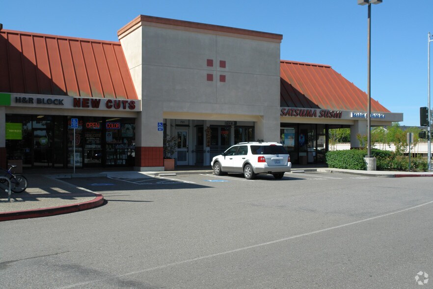 More Photos Of 705-713 E El Camino Real, Mountain View General Retail For Lease