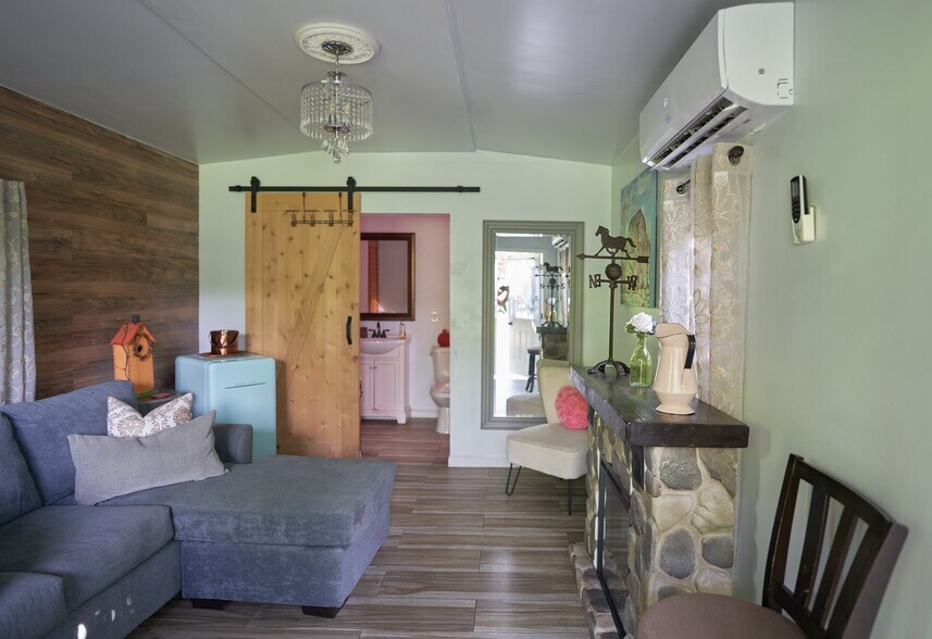 More Photos Of 19050 SW 194th Ave, Miami Specialty For Sale