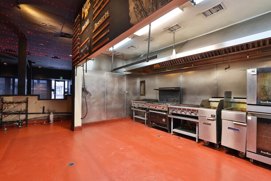 More Photos Of 374 S 1st St, San Jose Storefront For Sale