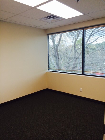 More Photos Of 280 State Route 35, Red Bank Medical For Lease