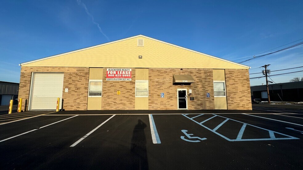 More Photos Of 236 Blackford Ave, Middlesex Warehouse For Lease