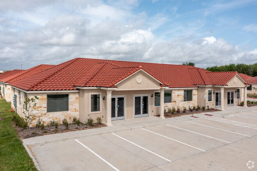 Primary Photo Of 2743 Smith Ranch Rd, Pearland Unknown For Lease