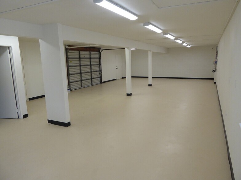 More Photos Of 1540 Pioneer Way, El Cajon Office For Lease