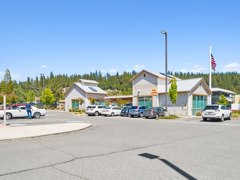 More Photos Of 860-870 Sutton Way, Grass Valley Freestanding For Sale