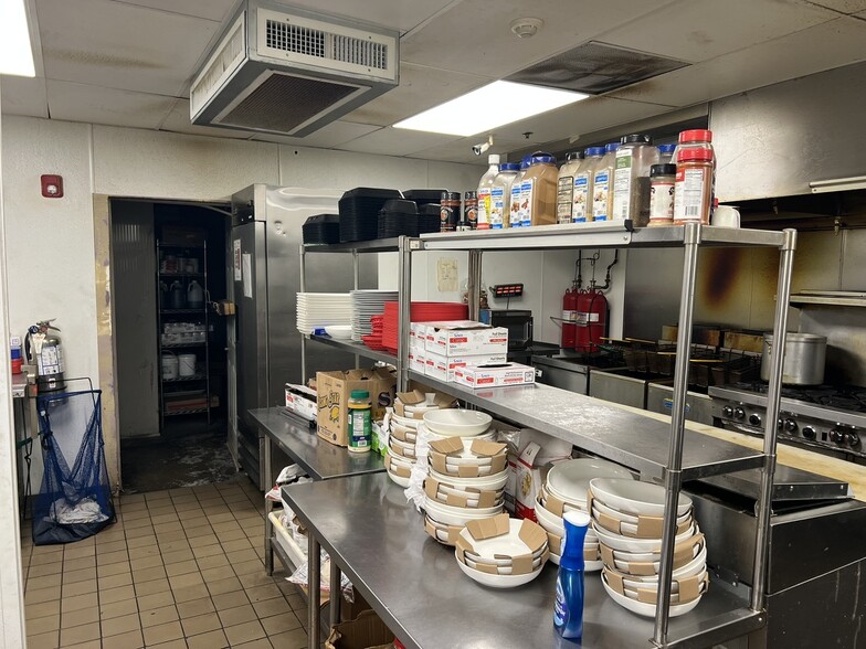 More Photos Of 2301 Crutchfield St, Chattanooga General Retail For Sale
