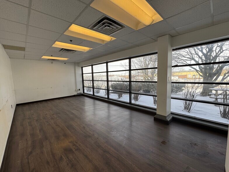 More Photos Of 2221 W College Ave, Normal Warehouse For Sale