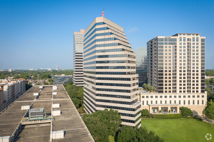 More Photos Of 3 Riverway, Houston Office For Lease