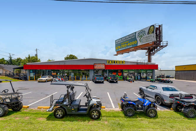 More Photos Of 1012 Iris Dr SW, Conyers Storefront For Sale