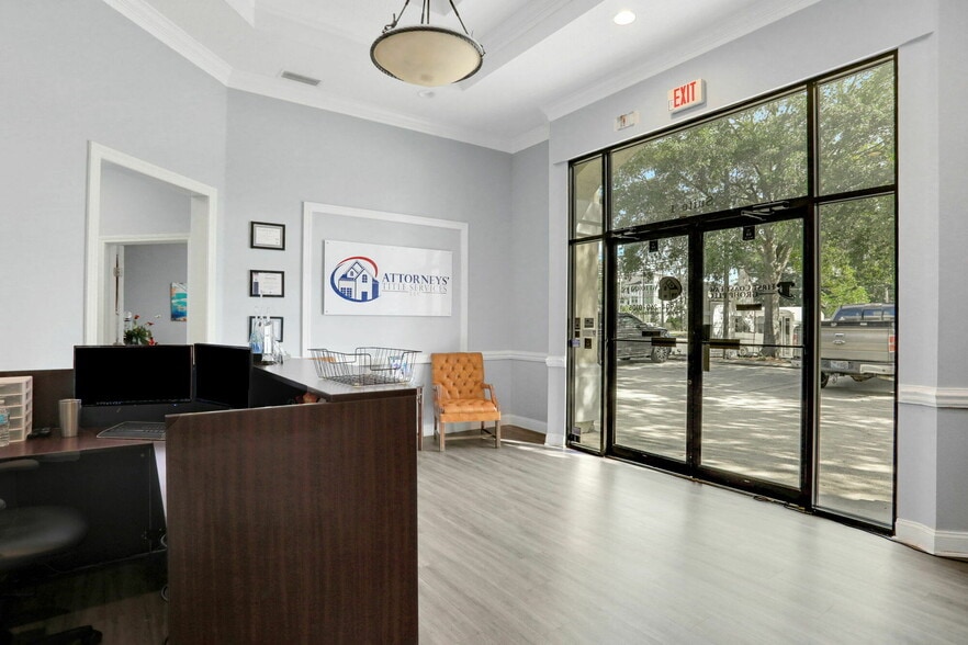 More Photos Of 12428 San Jose Blvd, Jacksonville Office For Sale