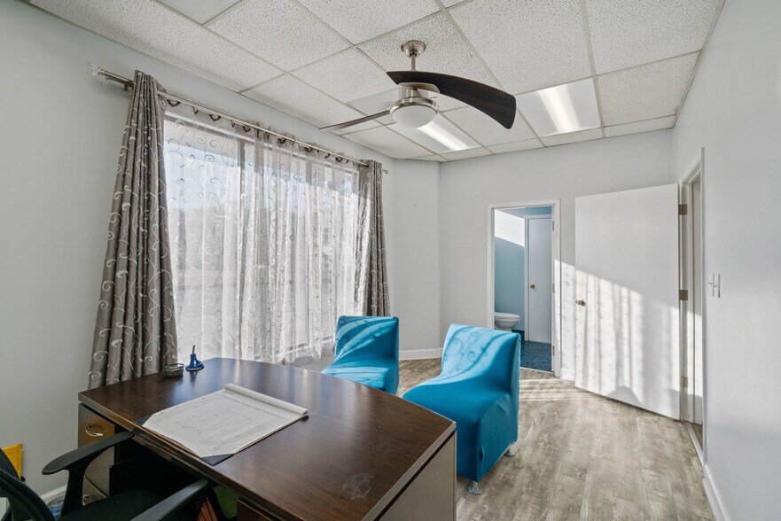 More Photos Of 237 Upper Riverdale Rd, Riverdale Medical For Sale