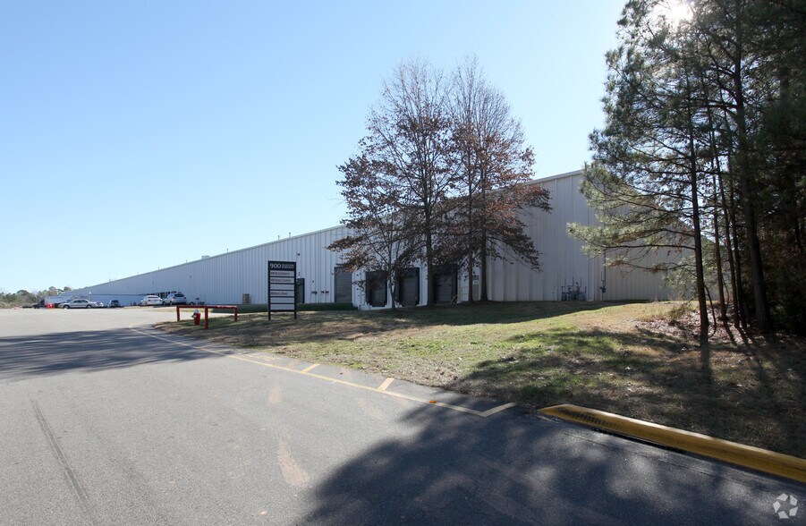 More Photos Of 900 Aviation Pky, Morrisville Warehouse For Lease