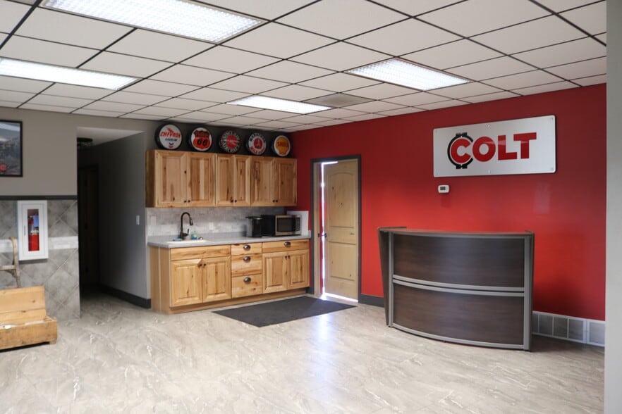 More Photos Of 3065 S West Temple, Salt Lake City Warehouse For Sale