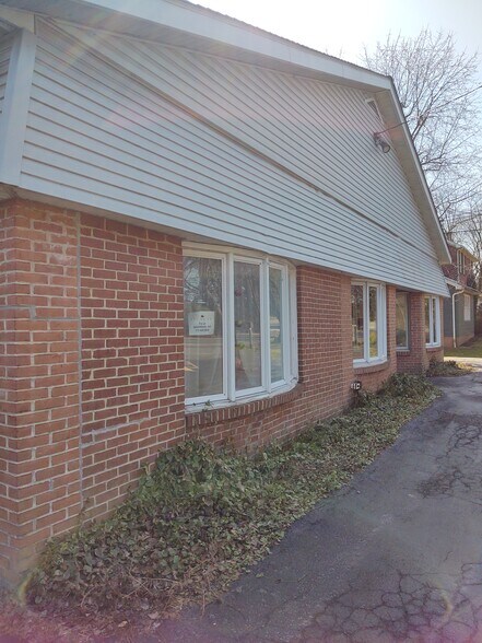 More Photos Of 1030-1036 Fairfield Rd, Gettysburg Office Residential For Sale