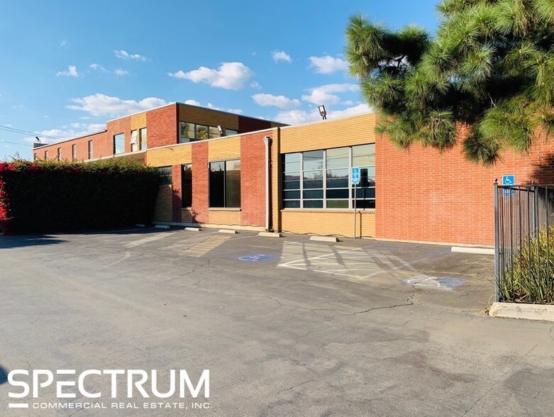 Primary Photo Of 7241 Lankershim Blvd, North Hollywood Office For Lease